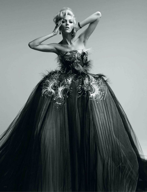 anja-rubik-and-christian-dior-spring-2012-hc-embellished-tulle-ball-gown-gallery